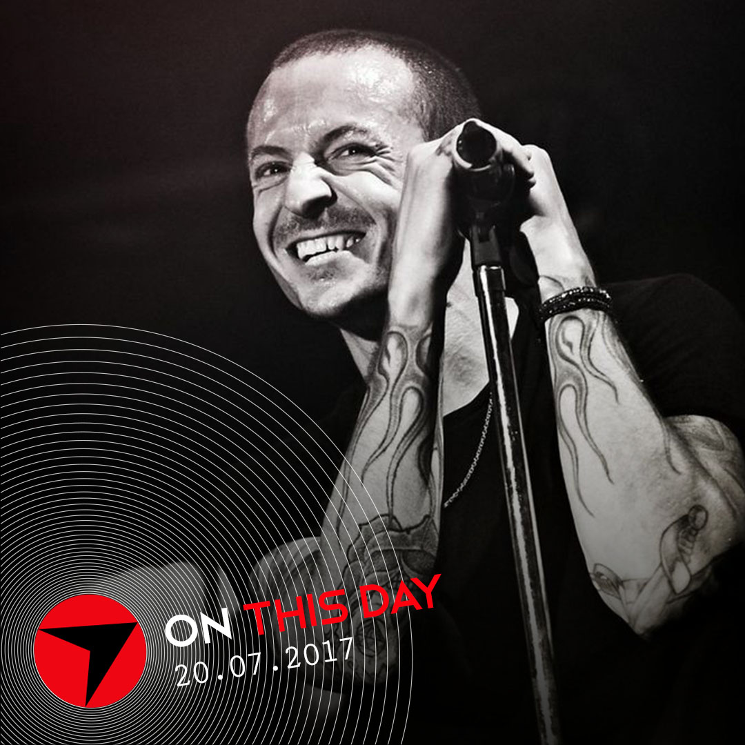 RadioFrecciaOf's tweet photo. 5 anni senza Chester 🙏

Chester Bennington forever🖤 #onthisday #ChesterBennington #thankyouChester #linkinpark @ChesterBe @linkinpark https://t.co/QjVbY06JwR