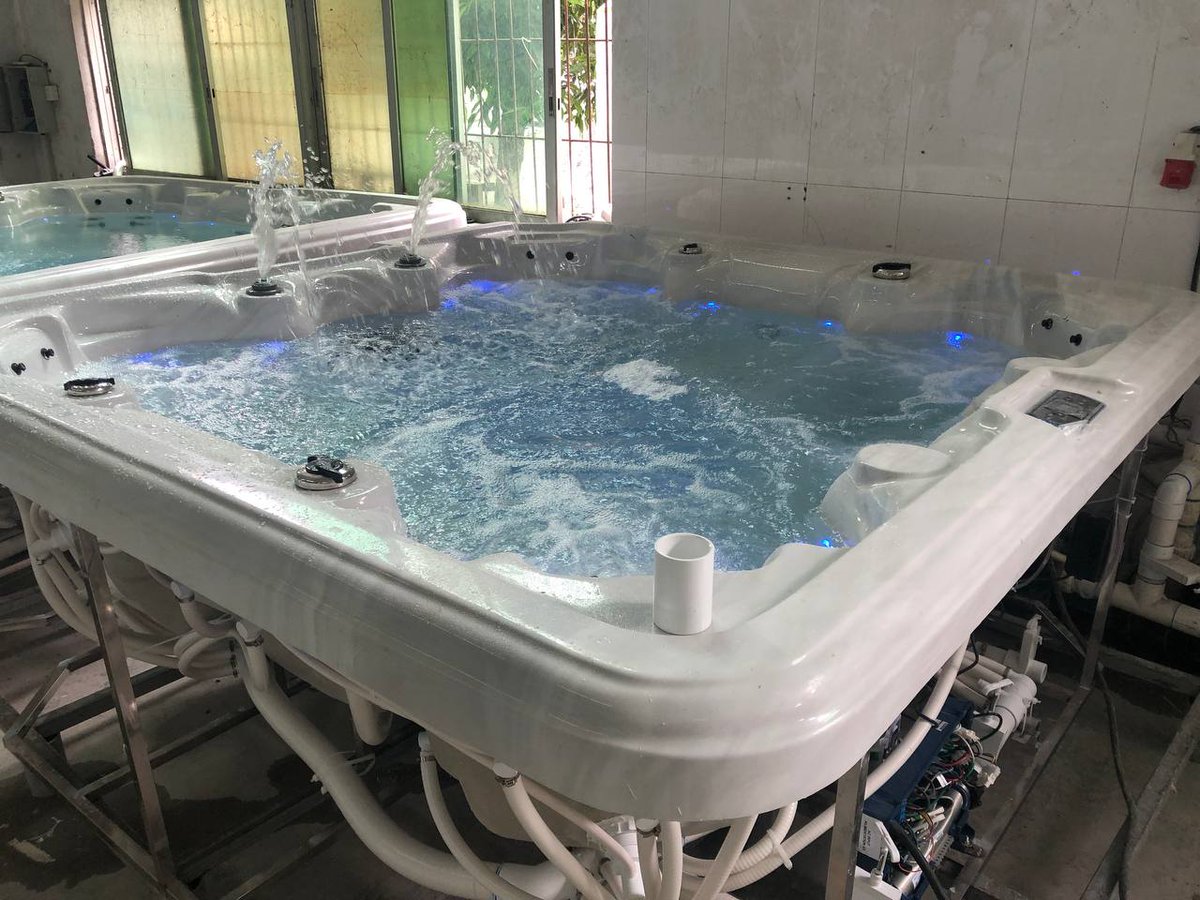 Digitalandlord's tweet photo. Jacuzzis for Giwa Gardens City and Lekki Party Villas inspected and ready to be shipped.
#PeterObiAt61 #NNPCLimited #NNPCIsTransitioning #KoundeIsBlue #HappyBirthdayPeterObi #SuperFalcons #JohnDoe #johndoegame #muncry #WAFCON2022 #warm #WAFCON #SpacewithFireboy https://t.co/I1UjQi9tIk