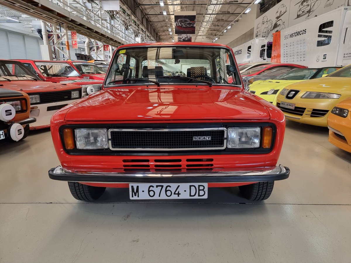 AlbertFabrega's tweet photo. ¡Empieza la aventuraaaa!
Salimos hacia Paul Ricard. 
Como lo hacían @PressRacing y aquellos valientes periodistas para hacernos llegar la información de F1. Salimos de Seat Históricos con el 124 FL2000 de 1979. A la vieja usanza.
No os perdáis el report en @DAZN_ES 
Vamos allá https://t.co/uAo2EEFFLe