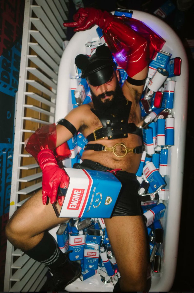 Here’s what went down at the Dazed x #EngineGarageParty event, featuring a fire lineup including Crystalmess, @okwilliams_, @hausofdarkwah, and @thevirgin_x plus plenty of #EngineGin’s organic Italian gin ❤️‍🔥 #FuelTheDream. See more: bit.ly/3v2ABLl