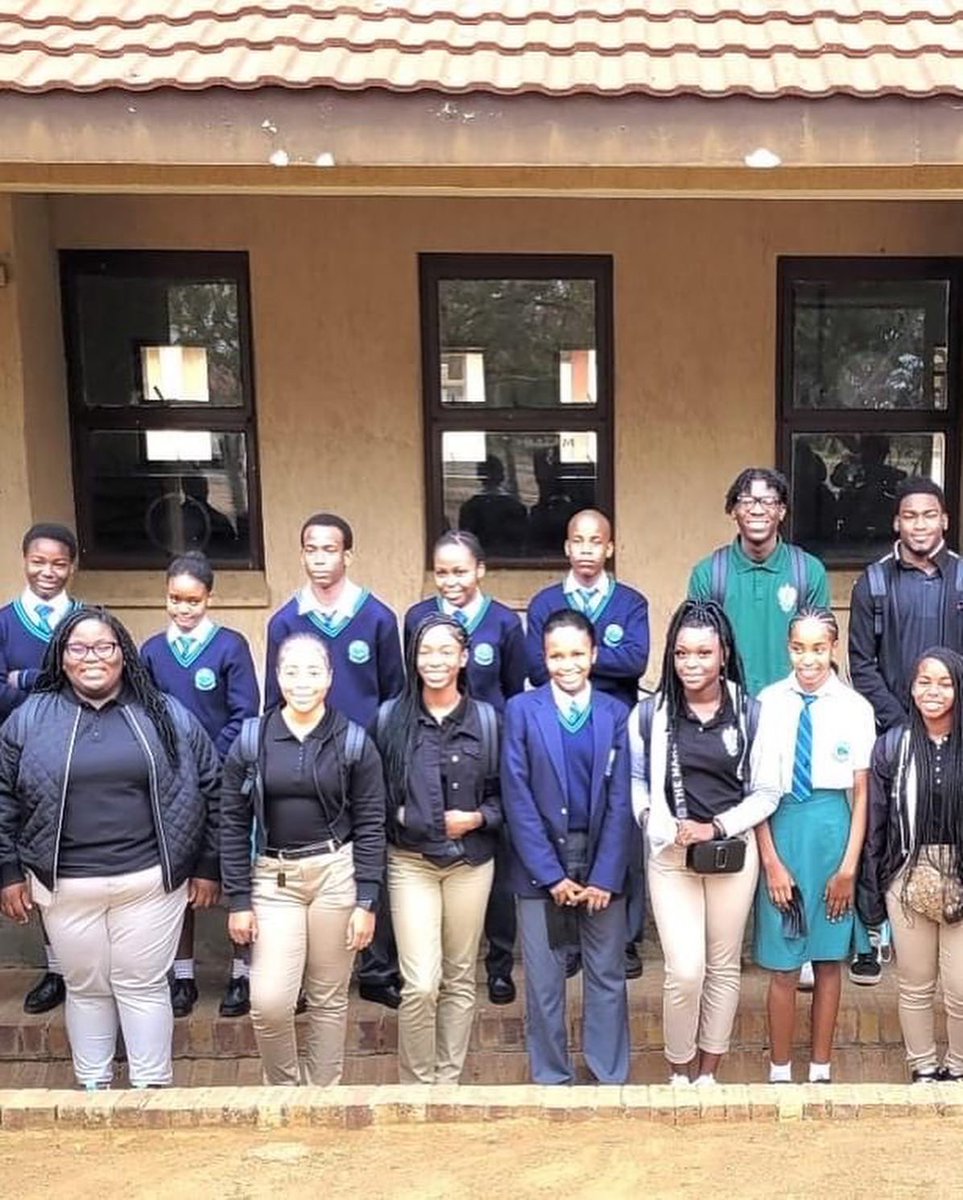 RocketsCentral's tweet photo. Today was the opening ceremony for our students. They were blessed with authentic Ledumang Senior Secondary School jackets and hats presented by the principal James Ponosele. It is winter in Botswana. We are 6 hours ahead of the USA. #LearningBeyondBorders #RocketPride #BISCEP https://t.co/qT3t9a85nm