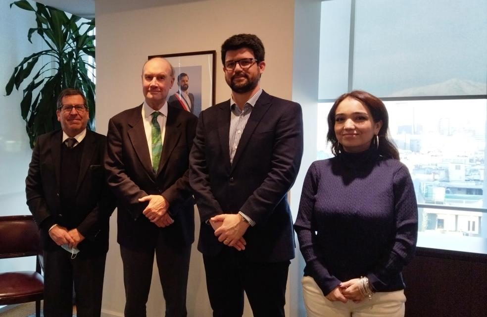 Cámara Minera de Chile entregó propuestas al Subsecretario de Minería
nuevamineria.com/revista/camara…