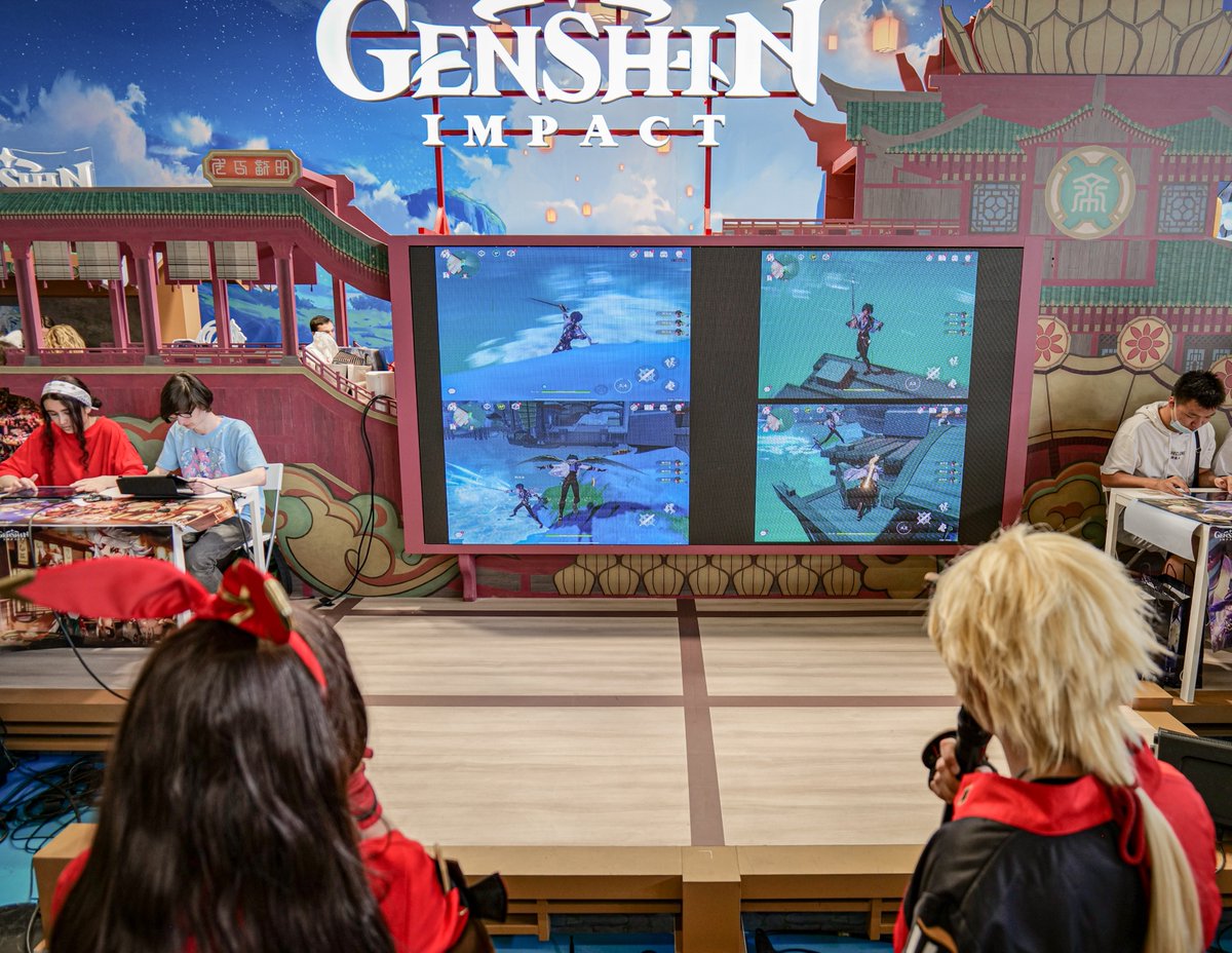 paimondstadt's tweet photo. #GenshinImpact présent à #JapanExpo2022 ! 😍

Merci à alyss_shire, bakuuhatsu, danae.cosplay, fumiaki_cosplay, mae.senpai, txengyin, vicky_kujikawa et you.kaede_ d’avoir participé à l’événement !

@genshinimpactfr https://t.co/0oqIyFn9mf