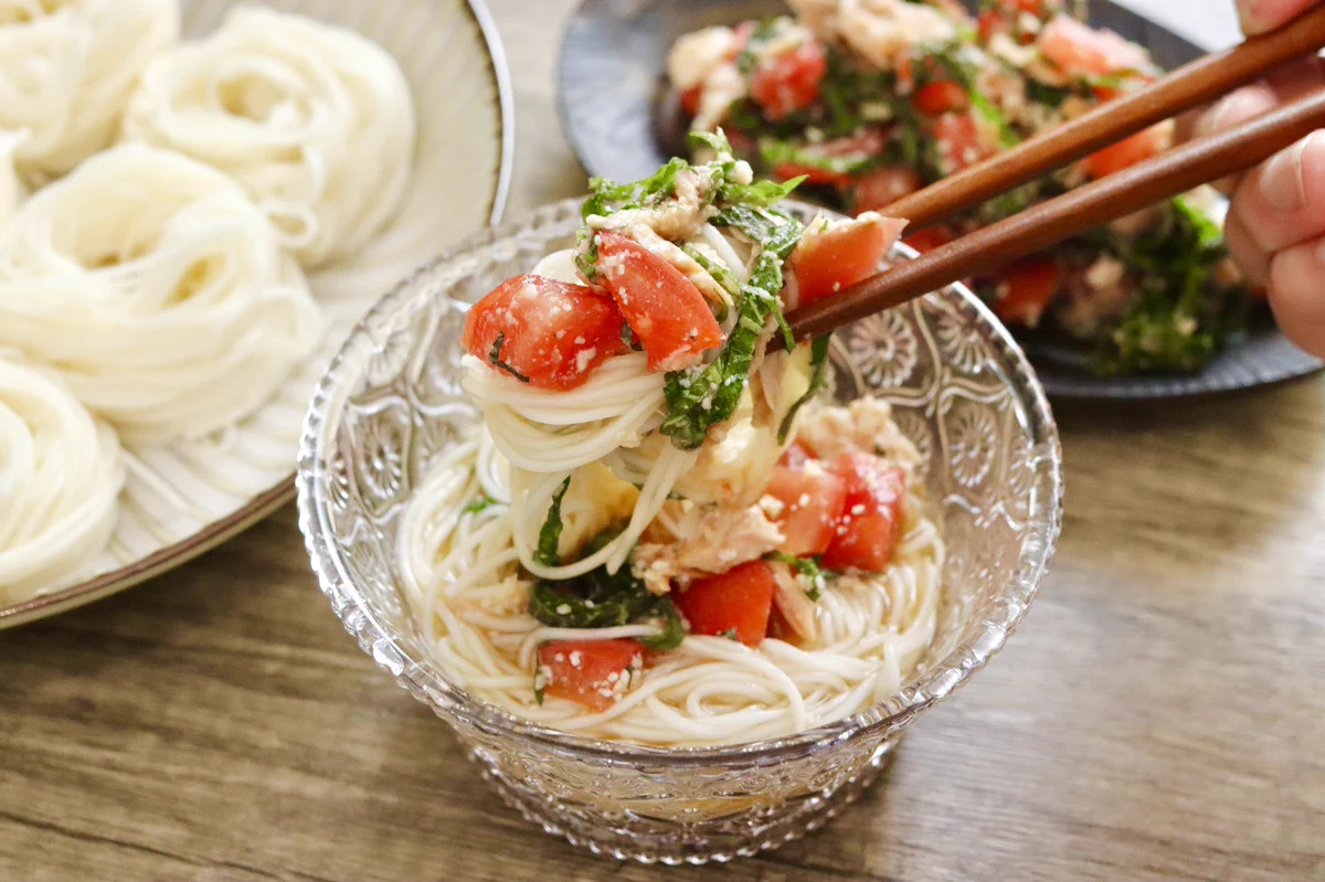 控えめに言ってめっちゃ美味しい！旨味たっぷりツナトマトそうめん食べてみて！