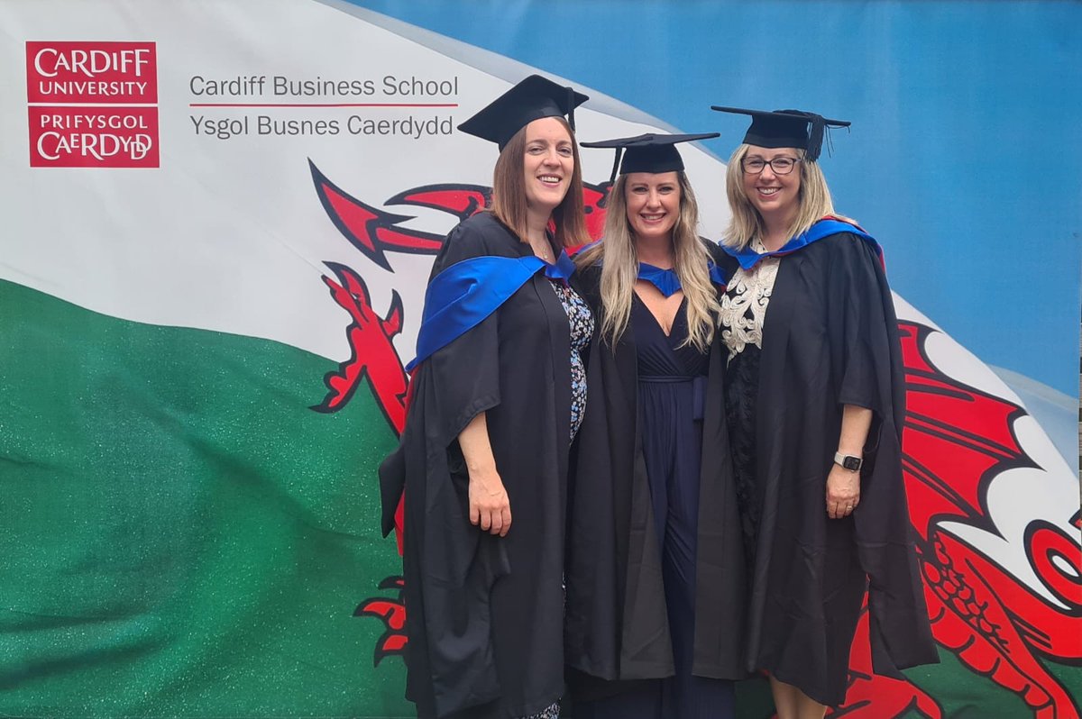 We did it! Congratulations @DebHillHowells @kjohn8834 Missed you @TomTaylor5 
Thanks again @CatherineFarre @cardiffuni @cardiffbusiness #MScPublicLeadership #CardiffGrad