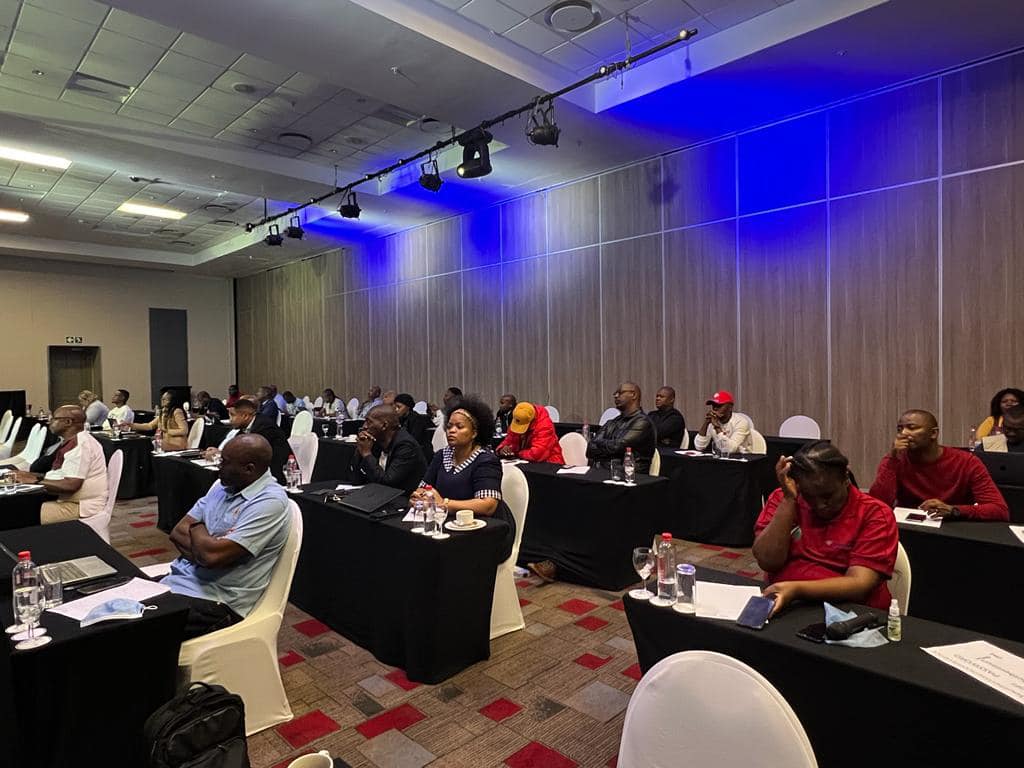 SentechLtd's tweet photo. SENTECH launched its Community Broadcaster Roundtable roadshow in East London on Monday 18 July. CEO, Mlamli Booi opened the session by encouraging engagement between stakeholders.
#CommunityBroadcasters #CommunityRadio #SENTECH https://t.co/qtWf8KOyBq