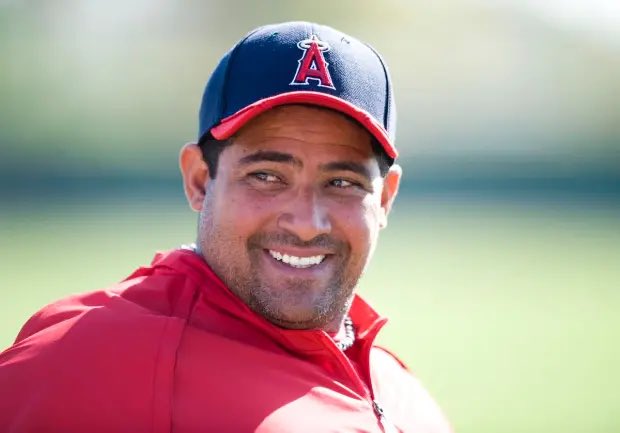 Happy 48th birthday to 2x Golden Glove catcher Bengie Molina 