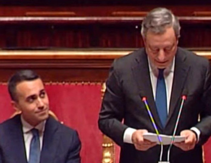 LiveSpinoza's tweet photo. Di Maio guardava Draghi con un tale trasporto che a un certo punto è arrivata la suora.
[@rostokkio] https://t.co/tDdfd0XoKp