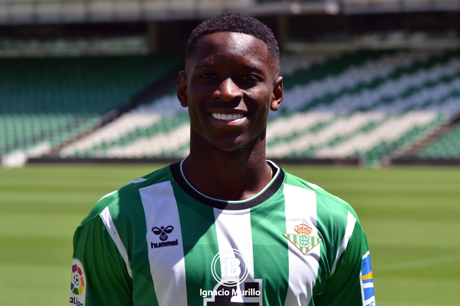 FYG7fPGWAAIk3Ek?format=jpg&name=large