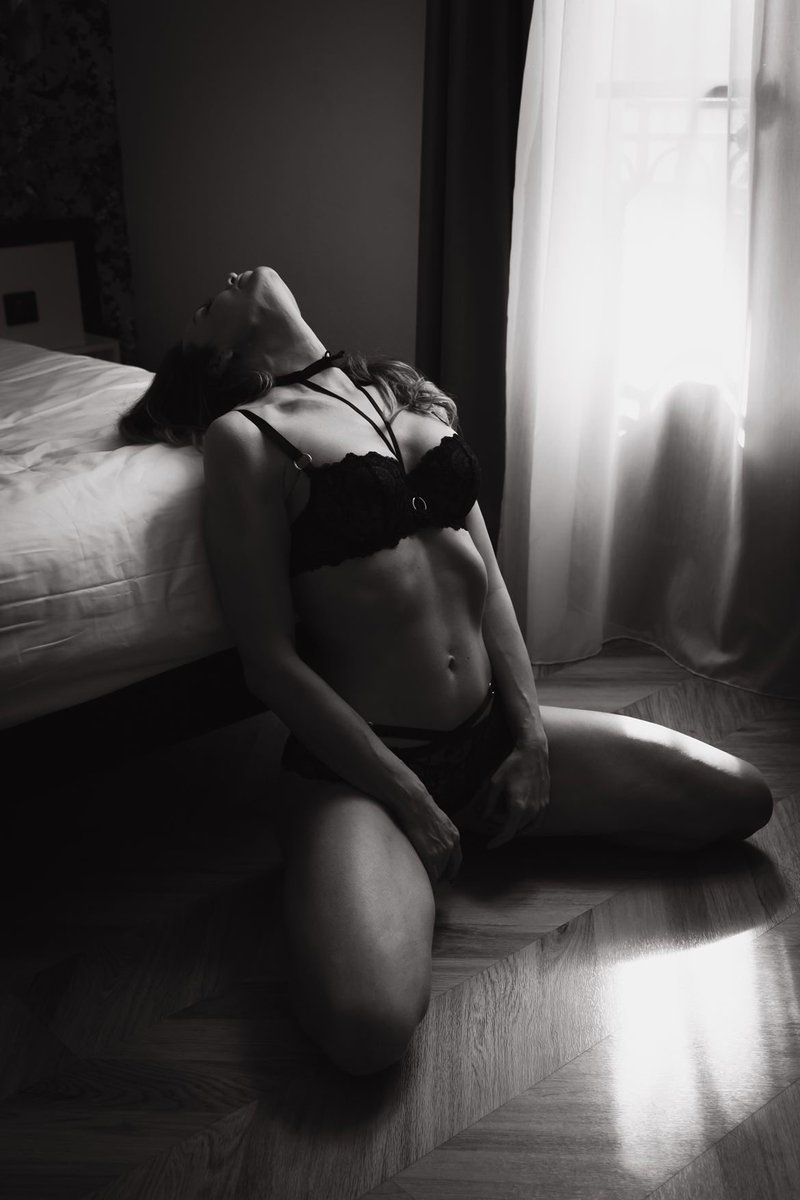 Selena_shooting's tweet photo. On the heat of Rennes I was … 

📷 @loupsmith https://t.co/MHtSDixOel