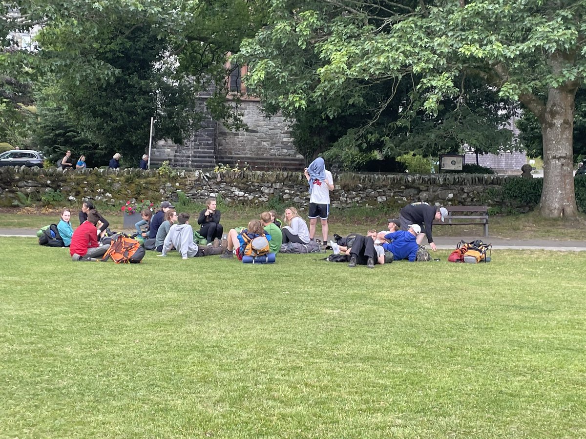 GCS_DofE's tweet photo. Groups 2, 3 and 4 have arrived in Betws!  Well done teams!  #GCSGoldSnowdon22 https://t.co/5VqkCj8aKq