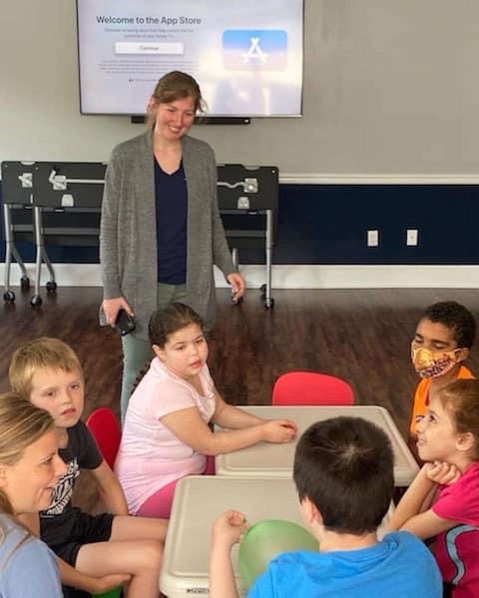 NewHorizonsABA's tweet photo. It's another great day here at New Horizons Social Skills Camp !! Our staff and kiddos are having a great time !! #autism #abatherapy #winchester #socialskills #summercamp #fun #northernvirginia https://t.co/l4BSTnjSrR