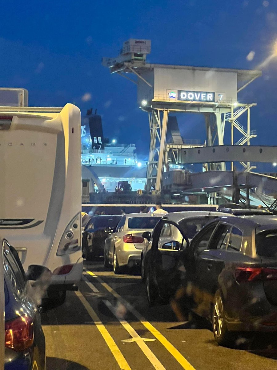 So this happened last night 😳😳 we are now in France travelling to the Paul Ricard circuit for F1 woo hoo 

Hope everyone is keep safe, hydrated and wearing sun cream and staying protected sending love from us 🥰