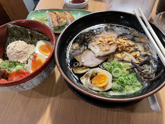 ( 'ω')ウオオオオオオオイアウオオオオオオオ!!!!!
_(┐「ε:)ノ ͟͟͞͞🍜ラミョン 