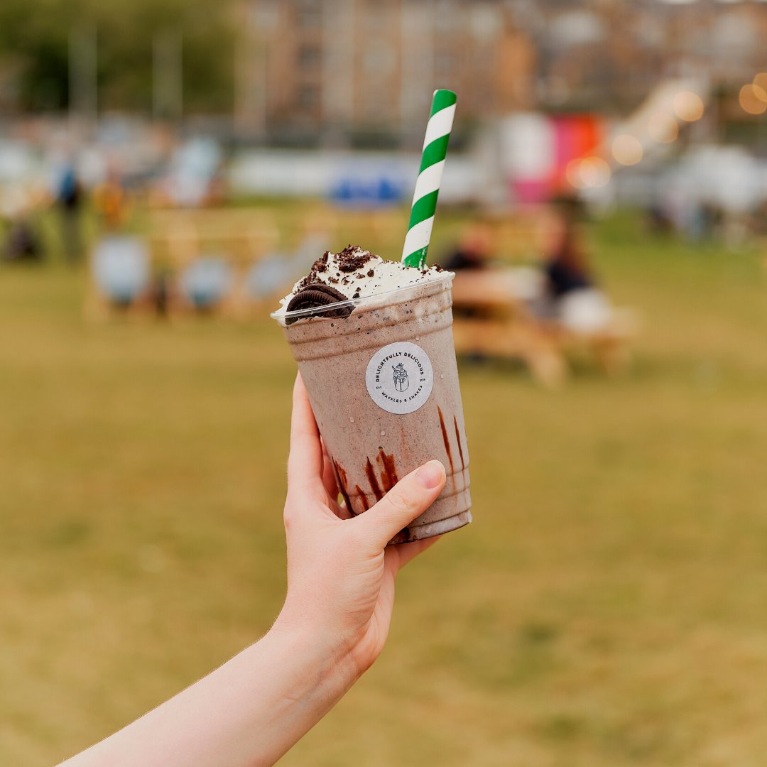 delightfullyltd's tweet photo. 🥤WHICH ONE ARE YOU CHOOSING? 🥤

Our delicious shakes are a must throughout this heat wave. ☀️

Get any shakes from 𝘛𝘩𝘦 𝘕𝘦𝘪𝘨𝘩𝘣𝘰𝘶𝘳𝘨𝘰𝘰𝘥 𝘔𝘢𝘳𝘬𝘦𝘵 or our 𝘏𝘘 this week. 🤩

💻https://t.co/eBRVOR8VmA https://t.co/CusmBcWeNP