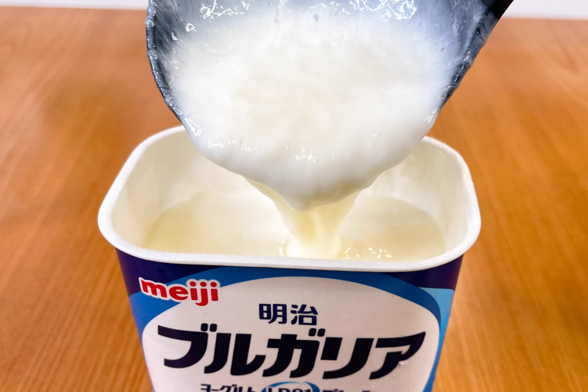 パック丸ごと使うスイーツ！さっぱりヨーグルトムース。