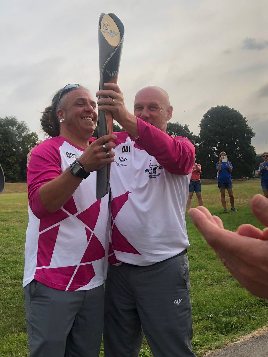 Martin Khechara tweet media