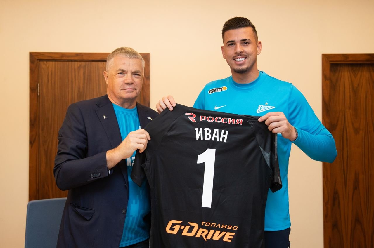 FYGHMIuWQAAjTKC?format=jpg&name=large