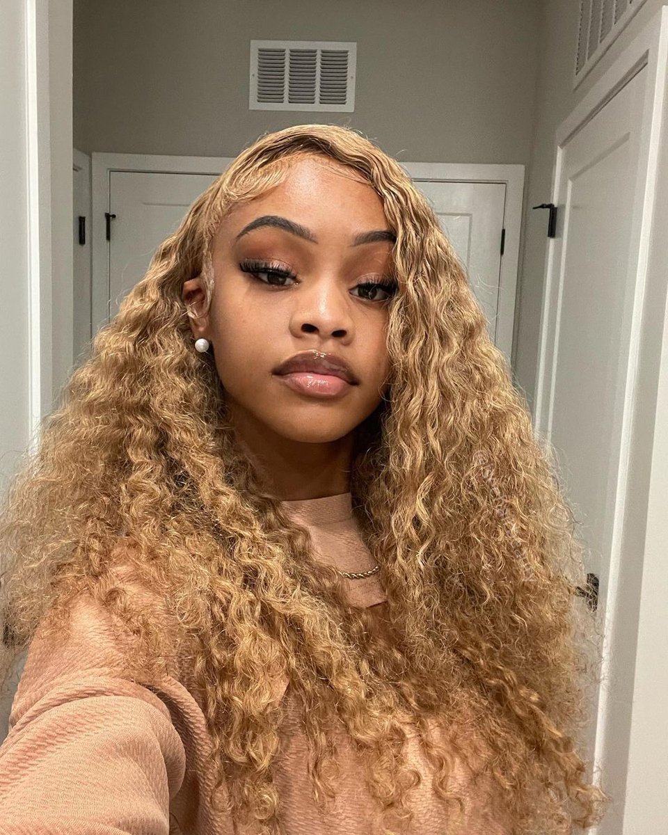 IseeHair's tweet photo. Obsessed ๐๐ฅฐ๐ฏ
Hair: Honey Blonde Water Wave Color Wig 22 inch 200% Density Mongolian๐ฅ #hotsale
Doll: @xo.dasia ๐
Use Code: New20 for an Extra $20 OFF ๐๐พ
Comment/Dm Get Exact Hair Linkโ
.
#iseehairbeauties #iseewigs #iseeprincess #haircolors #honeyblond #waterwave https://t.co/PlyqUI8nWl