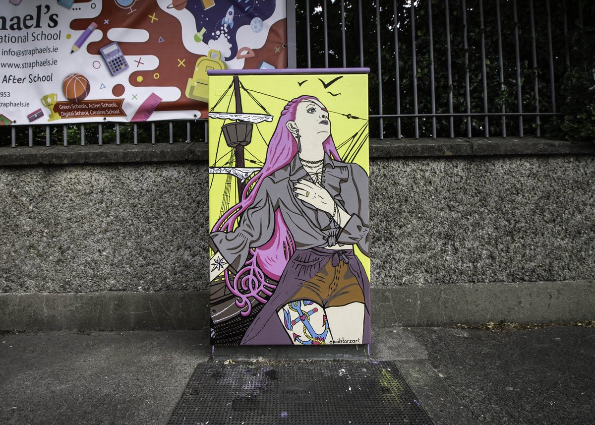 DublinCanvas's tweet photo. Awesome new artwork ‘Gráinne Mhaol, Pirate Queen’ by artist &amp; SEN teacher Maria Crean. Piece located at Kylemore Road, Ballyfermot, Dublin 10 @DubCityCouncil #dublincanvas https://t.co/n1prk7F07L