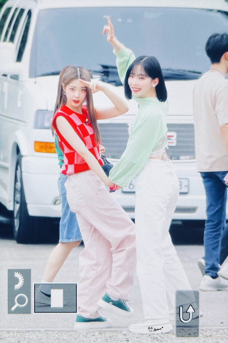 220720 프리뷰 

03즈 초초초초초비상🐶🐰

#클라씨 #CLASSy
#윤채원 #홍혜주