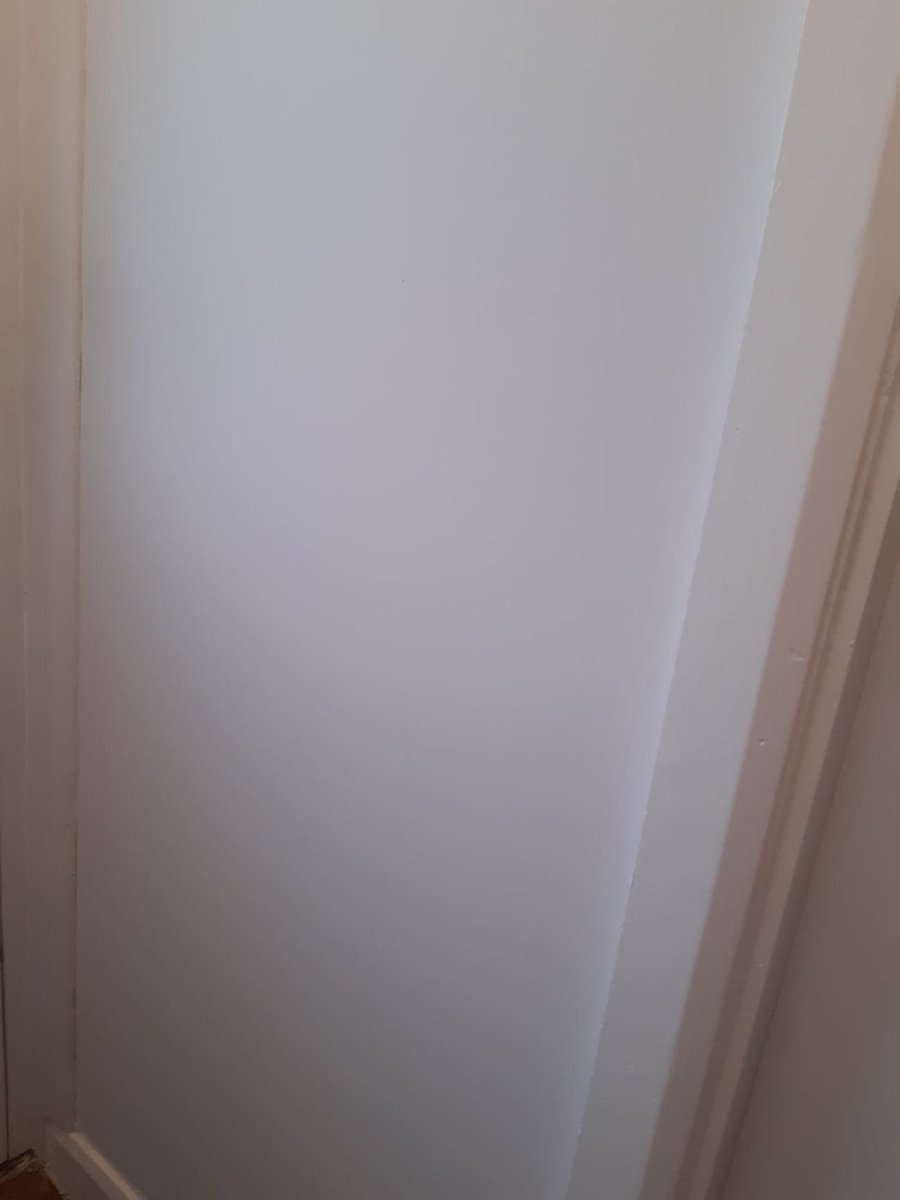 optimusdecor's tweet photo. Before and after of a hallway in house we redecorated

#optimusdecorating #painting #decor #decorating #interiordecor #interiordecorating https://t.co/oeMmI8Ygp8