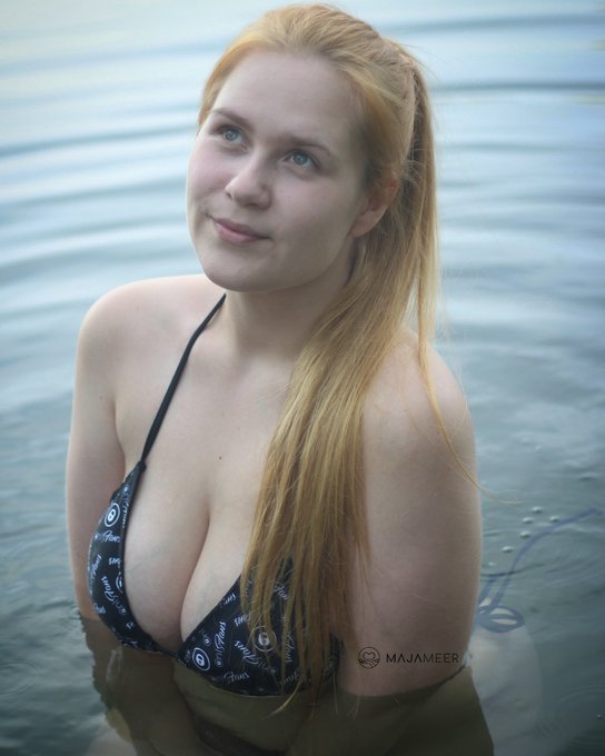 Hi wanna go swimming with me? 💦

#onlyfans #curvy #chubby #bigboobs @OnlyFans https://t.co/wsUY1AaSq