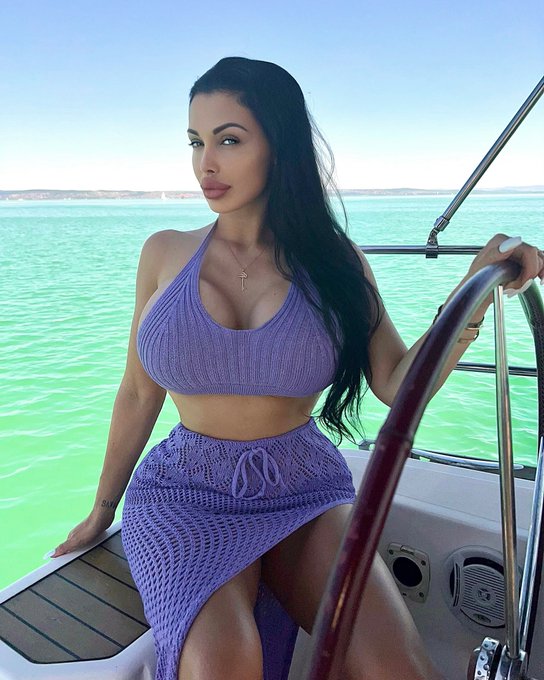 Sailing on Lake Balaton https://t.co/0lAUUFK5pN