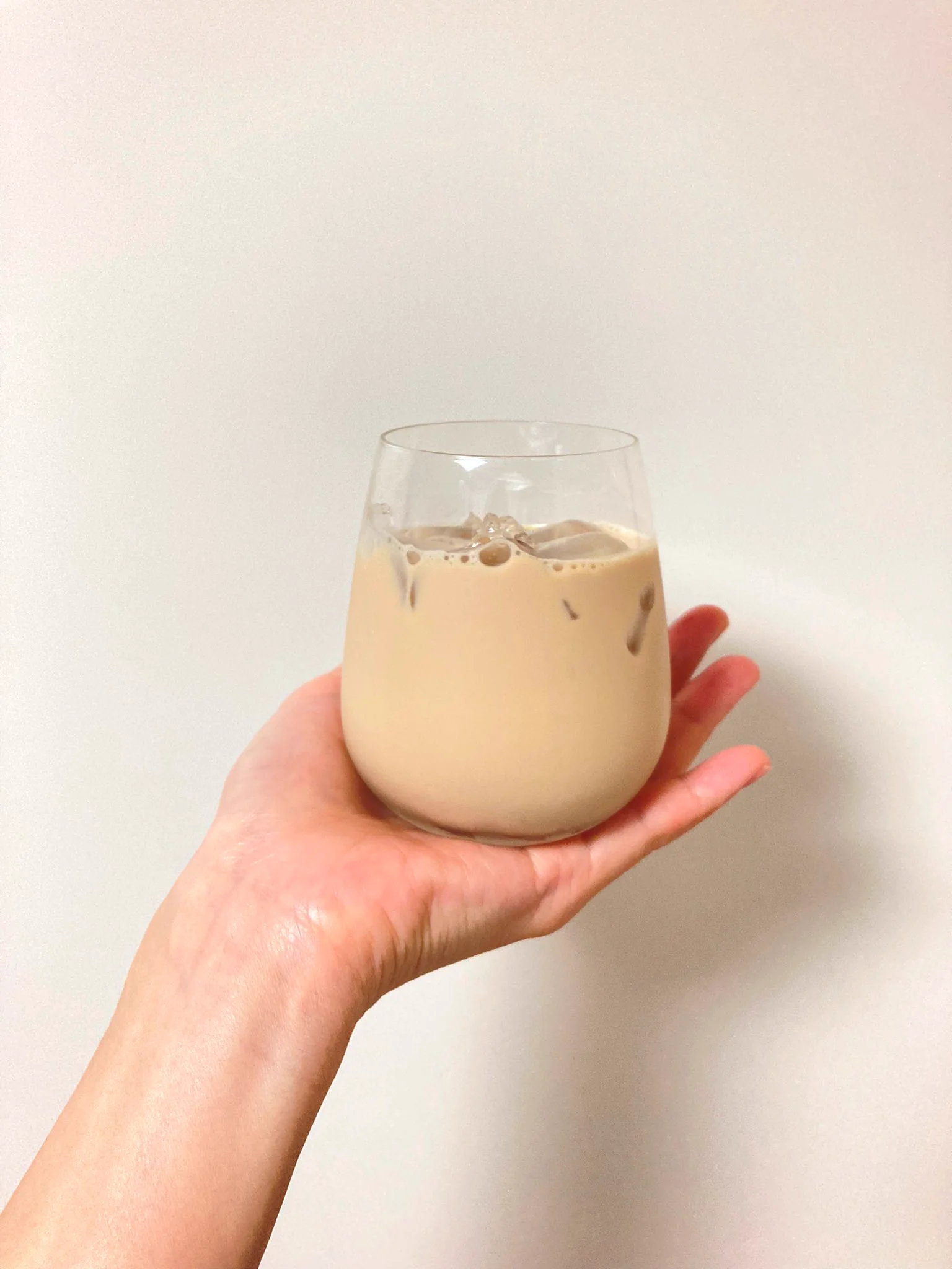 カフェオレとはひと味ちがう！一晩おいてじっくり作る『牛乳出しコーヒー』が格別♪