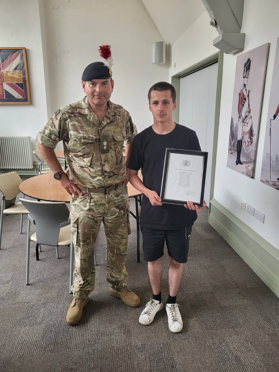 Fus Liam McGurk joined W Coy last night. He swore allegiance to Queen and Country and was welcomed to the Fusiliers by the CO. He has recently left Regular Army Training. We welcome any ex regulars from any stage in their career. #Secondcareer #Lifebalancing