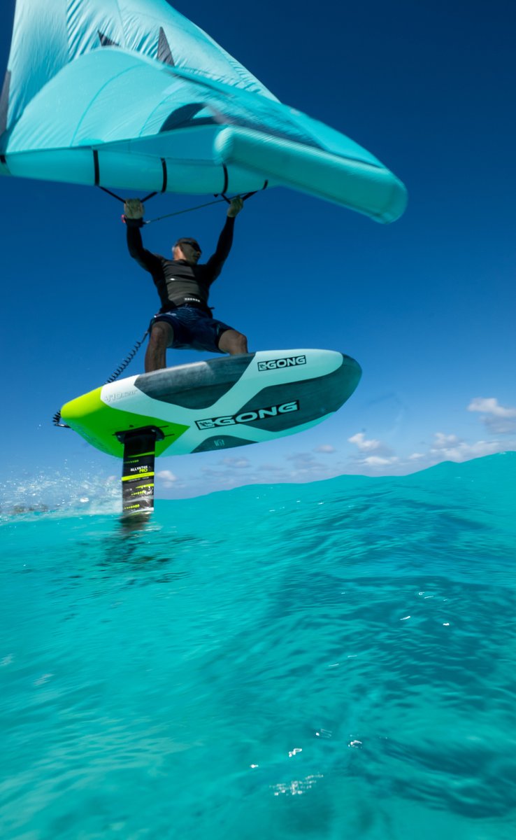 yannguichard's tweet photo. With training sessions and regattas coming up again soon, it's important to keep active! I've been enjoying some time off with my family in #Fakarava South Pass in #FrenchPolynesia. #Windfoiling is my go-to activity here - the sensations are incredible! https://t.co/MSrh8HfRud