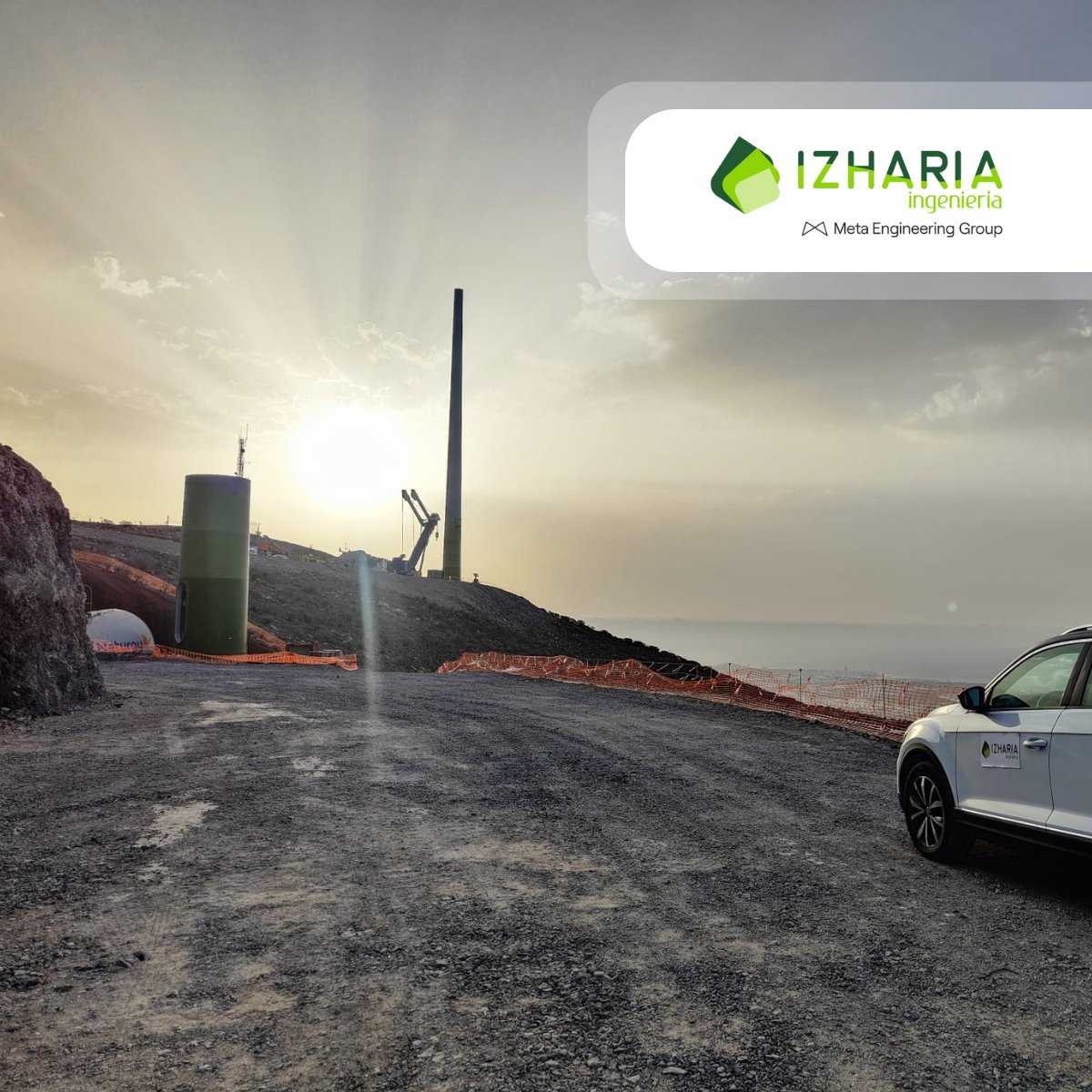Nuestra compañera Yaiza Lorenzo Carmona responsable de calidad del #ParqueEolico Camino de la madera nos manda esta foto del Montaje del Aero uno con una potencia nominal de 2.300 Kw, ubicado en el término municipal de Santa Lucía de Tirajana en la provincia de Las Palmas.