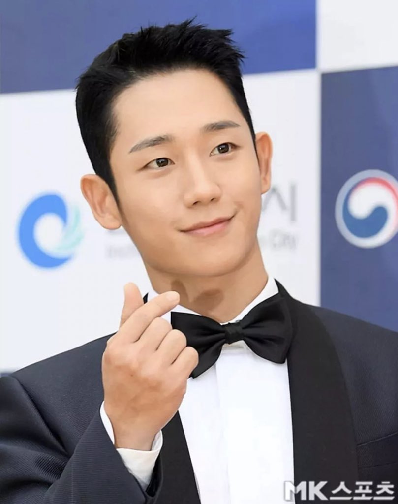 jungstar_1's tweet photo. He is glowing ✨
#JungHaein
#FirstClassActorJungHaein https://t.co/IbZZw9xICq