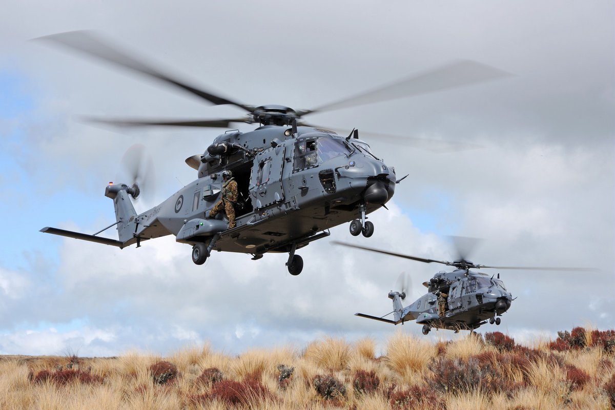 SafranHCEngines's tweet photo. Contract signature with the @NZDefenceForce 🇳🇿 to support the engines of its #NH90 🚁 fleet operated by the @NZAirForce. This Support-By-the-Hour-Military (SBH®) contract formalises #MRO and services agreement supporting a total of 21 #RTM322 engines 

👉 https://t.co/tfpi8sJhHc https://t.co/FyiGOtdchr