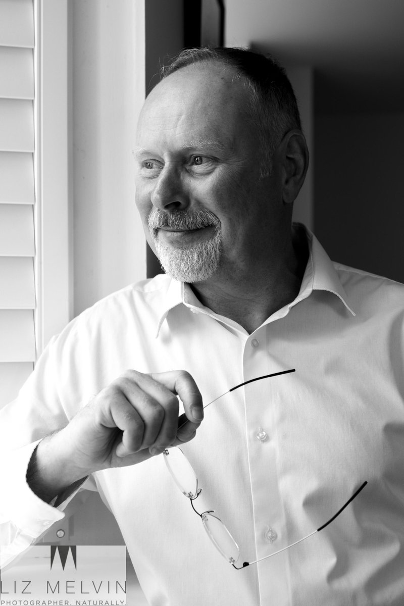 lizziemelvin's tweet photo. Not every business portrait has to be straight towards the camera to be effective. #photooftheday #photo #love #photographer #instagood #nature #instagram #picoftheday #art #like #travel #photoshoot #follow #fashion #naturephotography #propertyphoto #productpictures #portrait... https://t.co/icvgnts64P