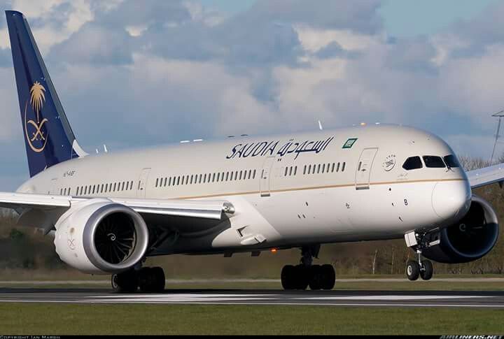 AeroinfoBCN's tweet photo. ⚠️ Saudia extiende operaciones en su ruta Jeddah<>Barcelona durante toda la temporada de verano en lugar de finalizarlas a finales de agosto. Seguirá operando dos frecuencias semanales con Boeing 787-9 de 298 plazas.

La ruta Riyahd <> Barcelona finalizará el 25 de agosto. https://t.co/r2oklMsDYv