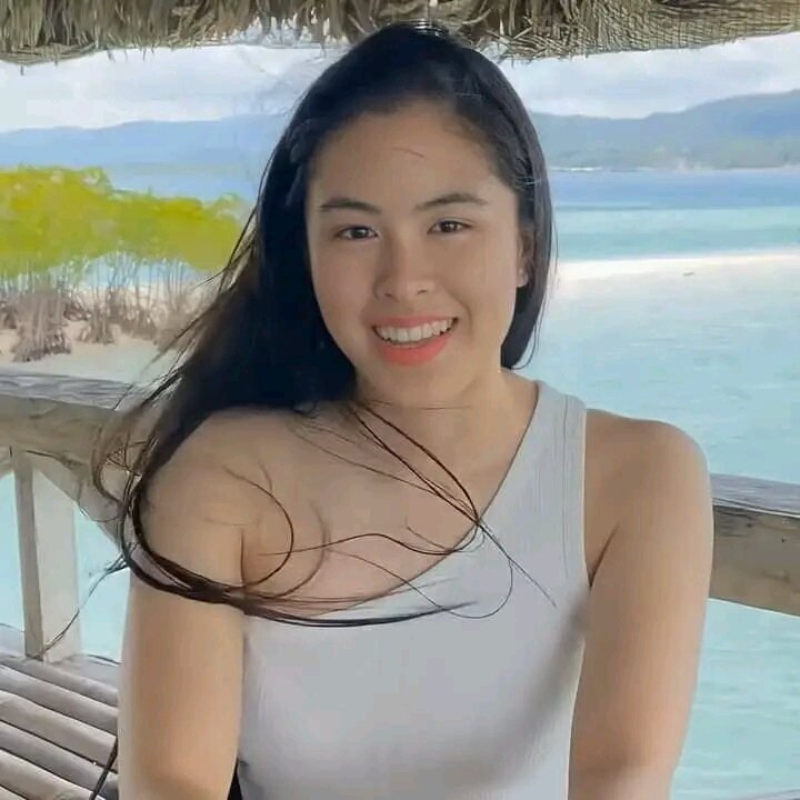 Worth to stan. My best girl.

#KissesDelavin 
Kisses Delavin
<a href="/KissesDelavin/">Kisses Delavin</a>