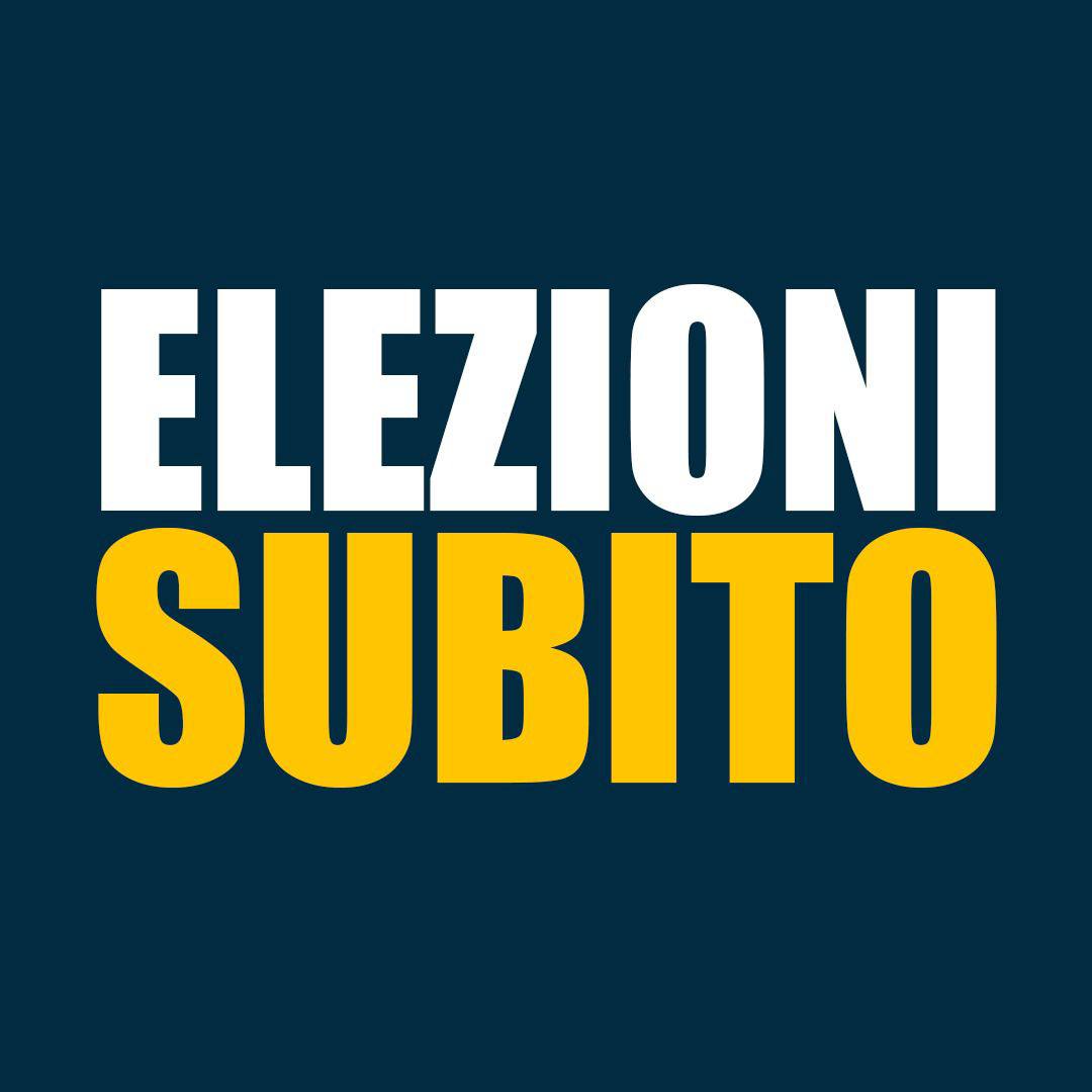 CasagrandeStef's tweet photo. Staccate la spina @matteosalvinimi @berlusconi https://t.co/Ep2jVA0fuf