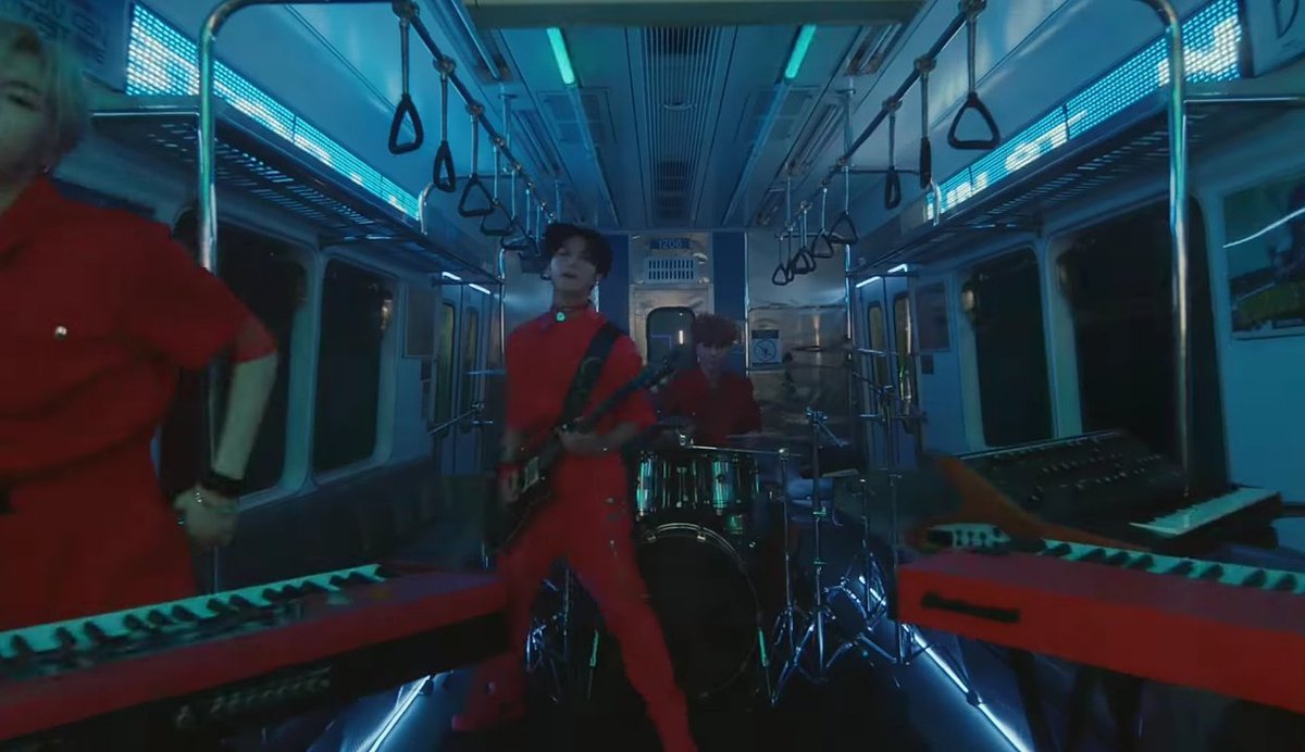 do u see what im seeing