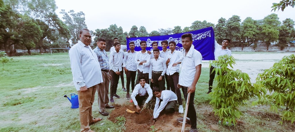 G1310008's tweet photo. Tree Plantation Drive by NSS Volunteers at GBSSS Pooth Khurd Delhi-39. @G1310008 https://t.co/0fRefpJaCv