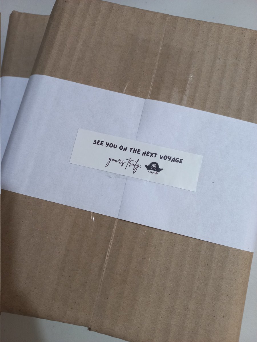 atinyvilleph's tweet photo. NOTICE: I've added a single corrugated carton to the packaging of items to make it more secured during transit. Thus, an increase in the pf was imposed. Hoping for your understanding 😁 https://t.co/dGEM7P3MA2