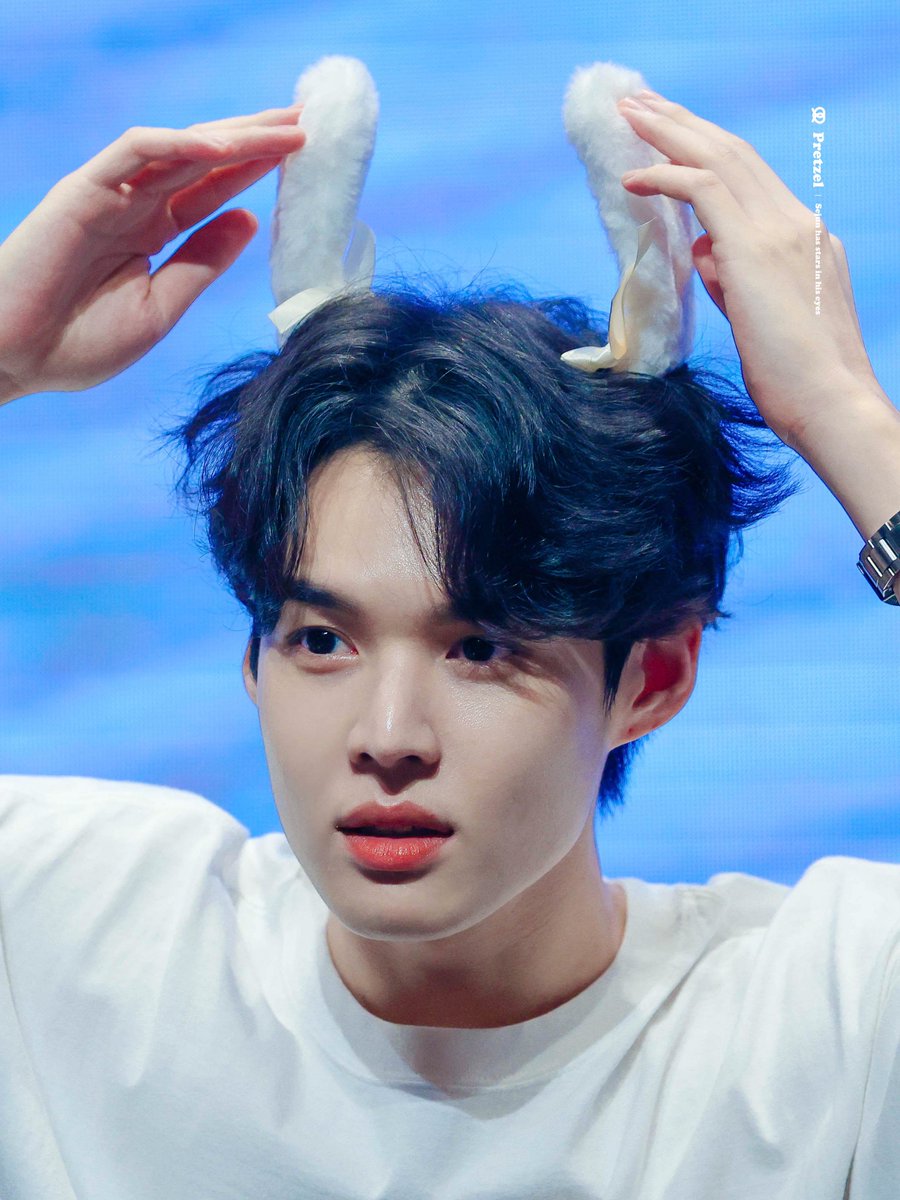 Pretzel54's tweet photo. [220717] 위드뮤
    
૮˶• ﻌ •˶ა
./づ~ ♡
      
#빅톤                  #VICTON                  #딸기프레즐
#임세준 #세준 #SEJUN https://t.co/U05KJYUUxv