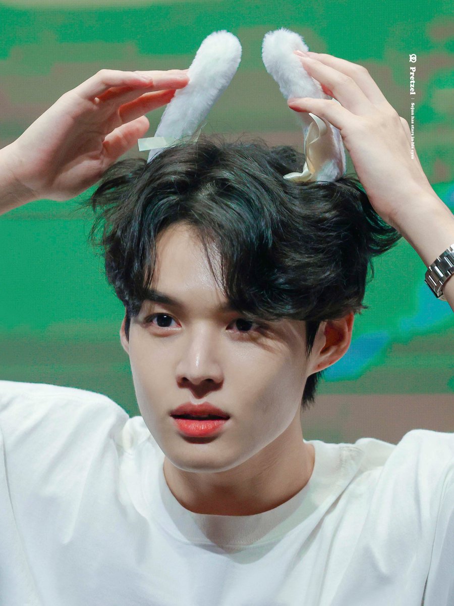 [220717] 위드뮤
    
૮˶• ﻌ •˶ა
./づ~ ♡
      
#빅톤                  #VICTON                  #딸기프레즐
#임세준 #세준 #SEJUN