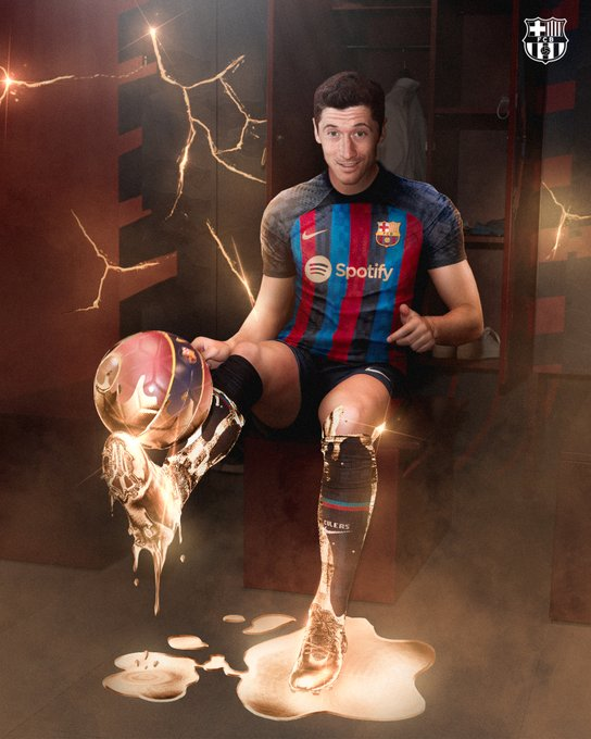 &#128308;&#128309; Robert Lewandowski is officially unveiled as a new Barca player &#127477;&#127473;

✍️ Transfer Price: €50m ✅