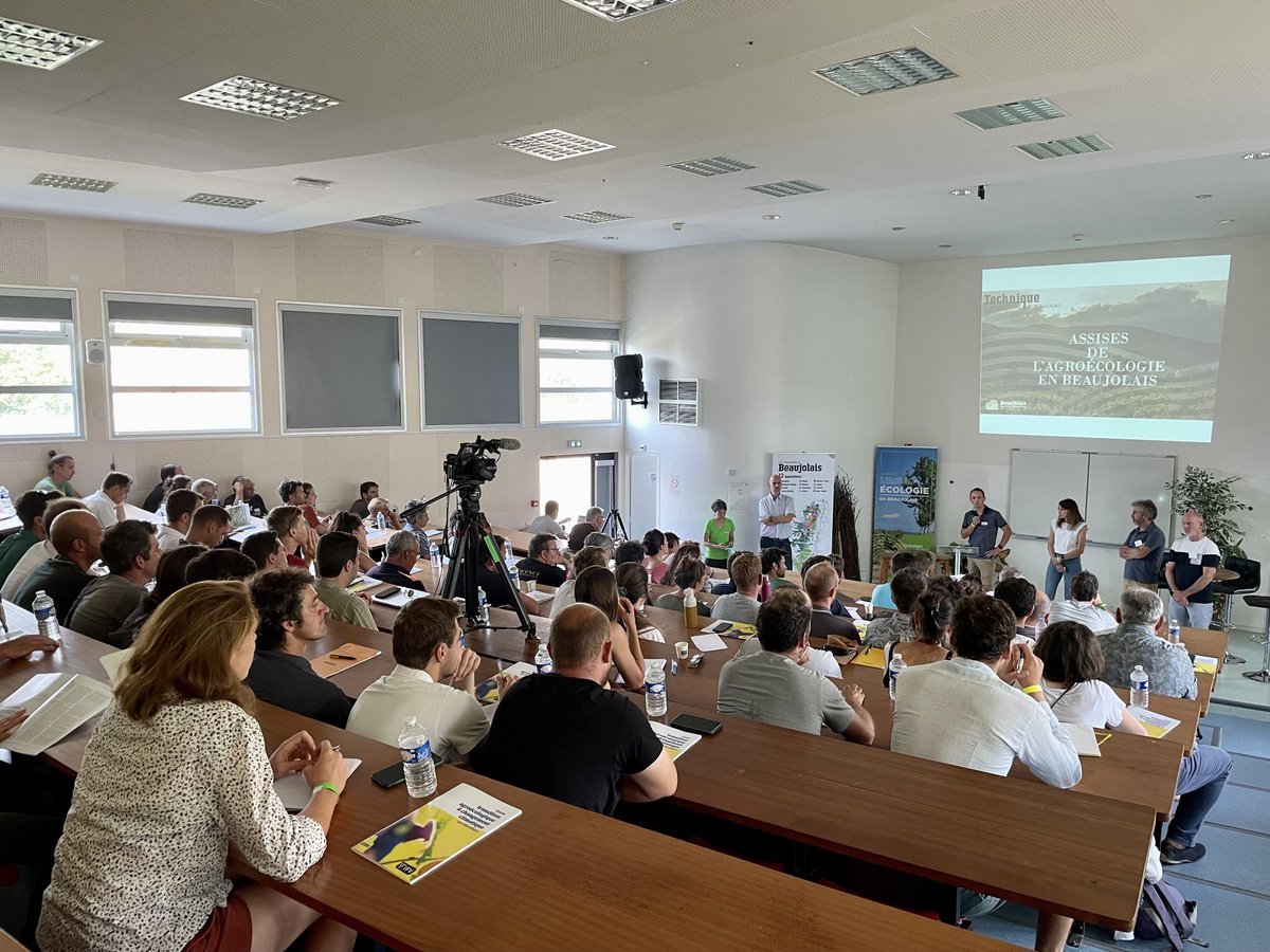 Vins du Beaujolais (@vinsbeaujolais) on Twitter photo Aujourd’hui se tiennent les Assises de l’#Agroécologie en #Beaujolais 🌱 Au Lycée Viticole Bel Air, 🎤 avec <a href="/Verdeterreprod/">Ver de Terre production</a> , #AuNomdelaTerre.tv , <a href="/vignevinfrance/">IFV</a> , <a href="/SicarexBjls/">Sicarex Beaujolais</a> , <a href="/ChambagriRhone/">Chambre agri Rhône</a> Aujourd’hui se tiennent les Assises de l’#Agroécologie en #Beaujolais 🌱 Au Lycée Viticole Bel Air, 🎤 avec <a href="/Verdeterreprod/">Ver de Terre production</a> , #AuNomdelaTerre.tv , <a href="/vignevinfrance/">IFV</a> , <a href="/SicarexBjls/">Sicarex Beaujolais</a> , <a href="/ChambagriRhone/">Chambre agri Rhône</a>