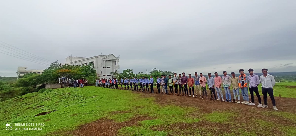 abvpmalwa_mp's tweet photo. #वृक्षारोपण_महाअभियान के निमित्त SFD द्वारा झाबुआ के केशव इंटरनेशनल स्कूल पर छात्रों के साथ कार्यकर्ताओं ने पौधारोपण किया व उनको वर्षभर सहेजने का संकल्प लिया ।
#missionplantation #VRAKSHMITRA #abvpfornature
@ABVPVoice @nidhitripathi92 https://t.co/Ybfwex8l7e