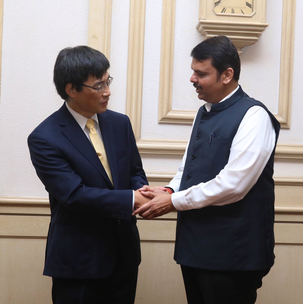On behalf of CM Eknathrao Shinde &amp; GOM, offered deepest condolences at the tragic demise of Hon. Shinzo Abe, a world leader par excellence.