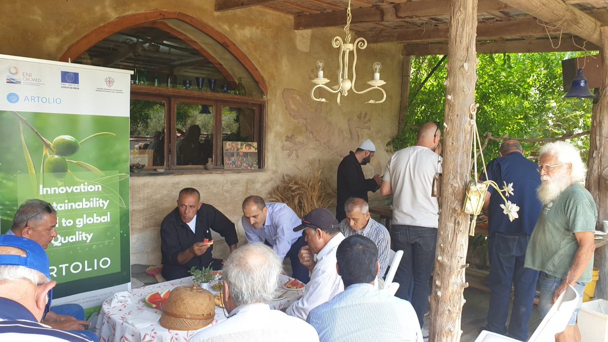 artolio1's tweet photo. Ziad Araba - 🍃ARTOLIO🍃 Miller, Palestine
.
▶️"I learned that the owners of the Mill also have the power to change the small farmers, to teach them to change their ways in a more  economic direction."
.
#ARTOLIO #GOMED #EU #evoo #israel #palestine https://t.co/EdbUi0tP0z