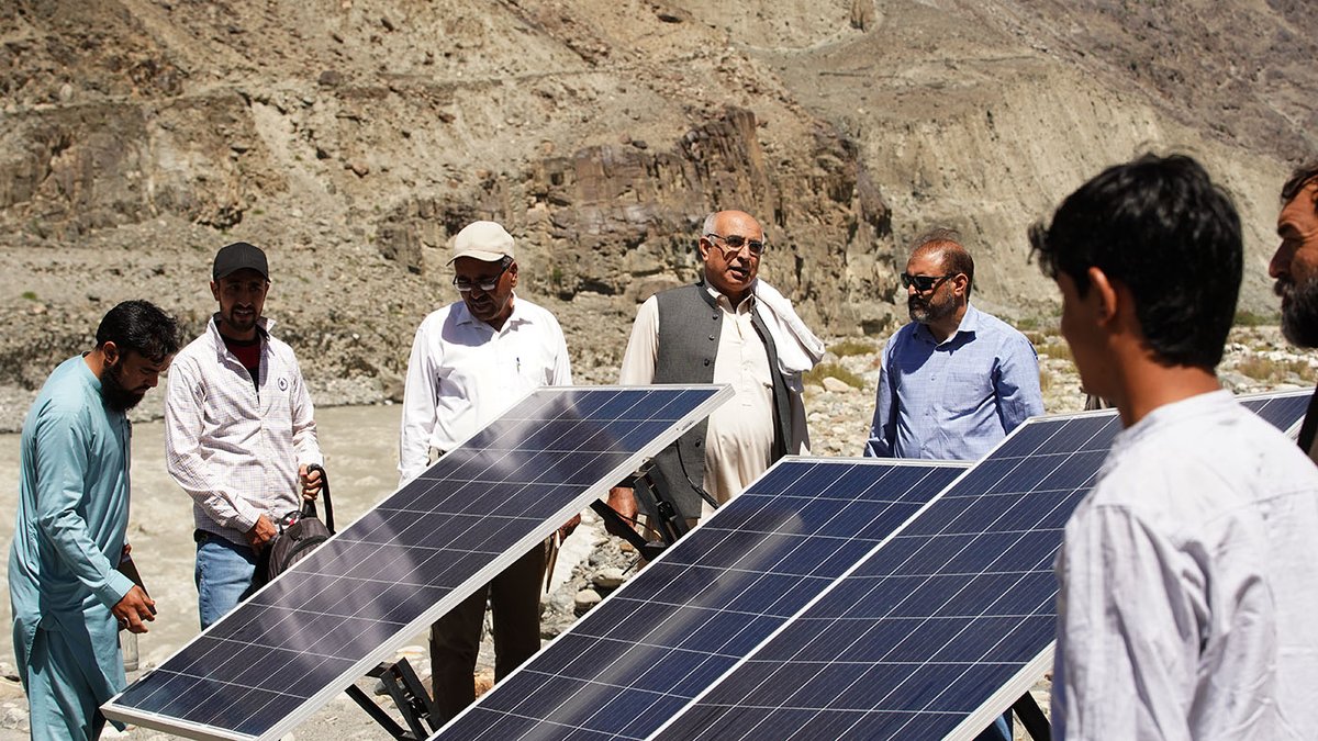 icimod's tweet photo. Knowledge generation & exchange for supporting climate-friendly policies is at the heart of our work!
Learn about our knowledge products from our interventions on #WaterResourceManagement & #DisasterRiskReduction in🇵🇰!
👉https://t.co/ptbdg4Oitf
#HKHRiverBasins #Flood #HimalDoc https://t.co/ioBKqMIAVQ
