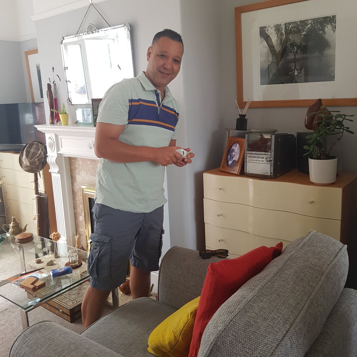 WilkinsonBytes's tweet photo. #WednesdayWellbeing Happiness is ...#contentedcat Cassia #handsomehusband Kosovo @MyMoroccanFolly back from his homeland, a taste of my #Moroccanlife #cloudsandcool after #heatwave2022 What fills yr #joyjar? @NWalesSocial https://t.co/cS3BpC7lVS